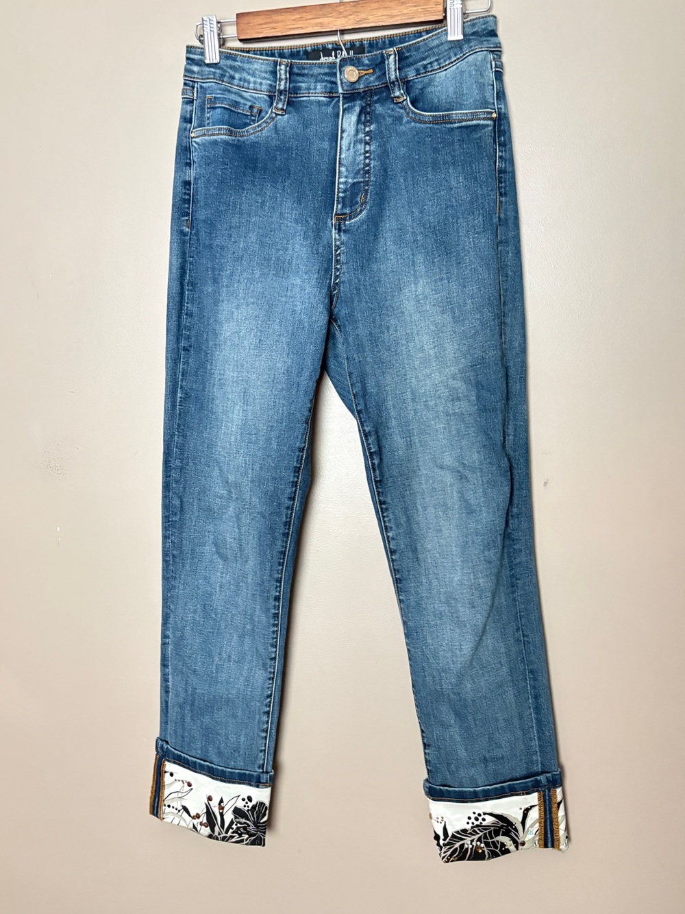 Joseph Ribkoff Floral roll up Cuffed Cropped Slim Jeans 231928 Sz 6 EUC